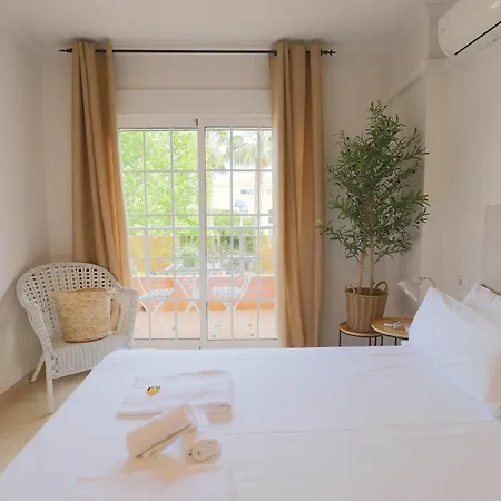 Apartment Maravilloso Adosado 8 En Entorno Privilegiado By Hometels